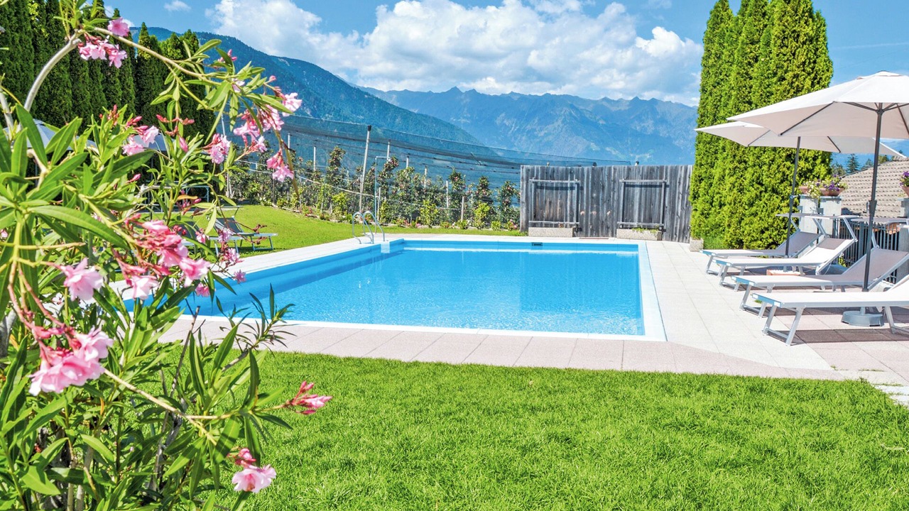 Photo of Outdoor in Lana