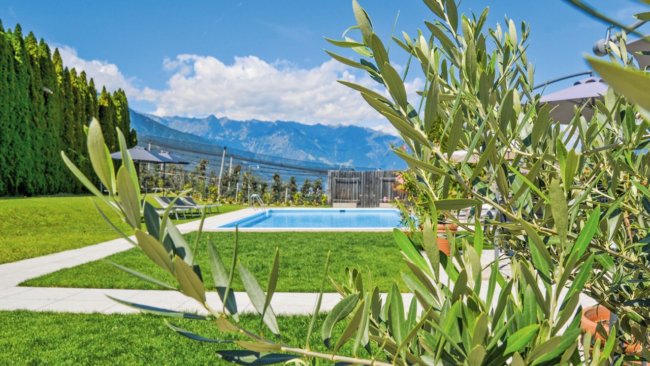 Photo of Outdoor in Lana