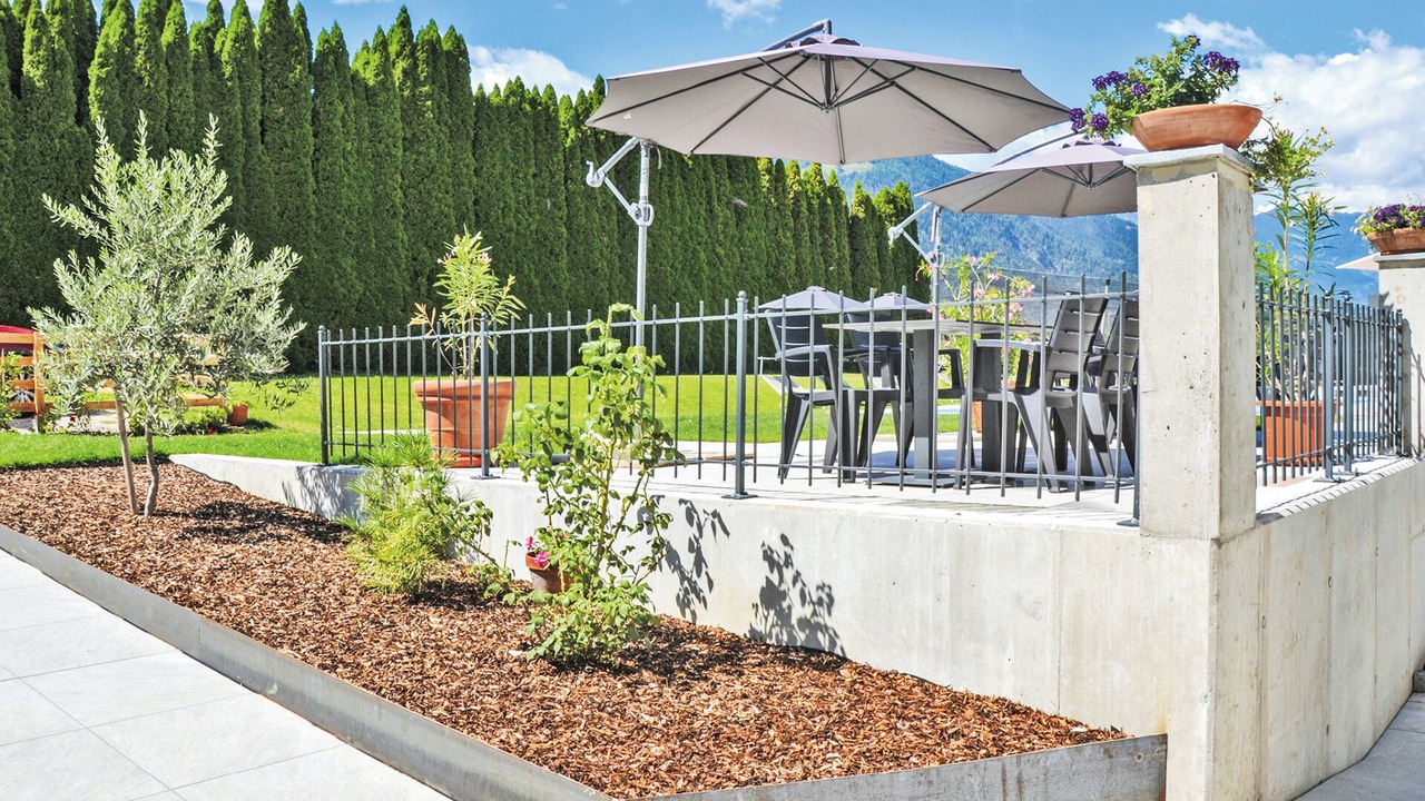 Photo of Outdoor in Lana
