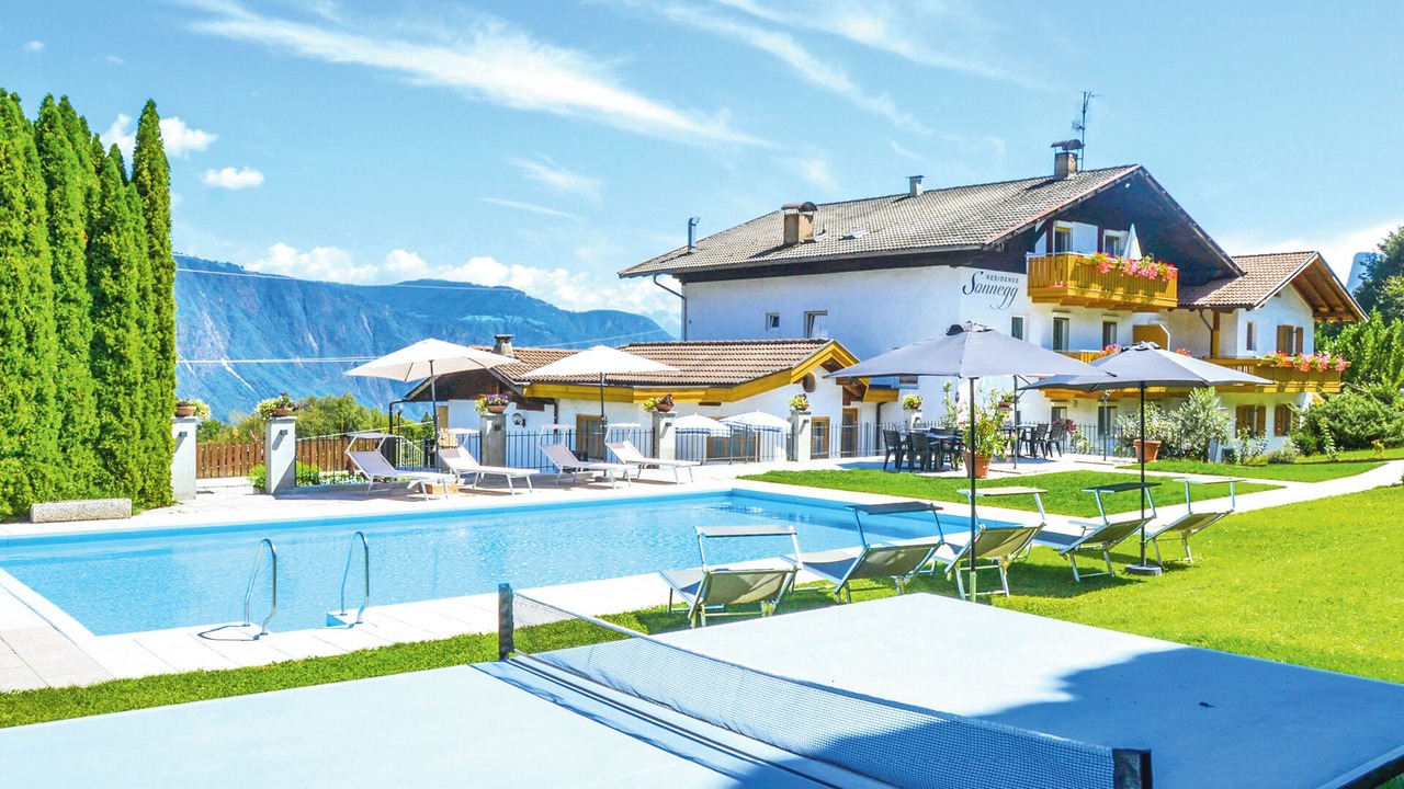 Photo of Outdoor in Lana