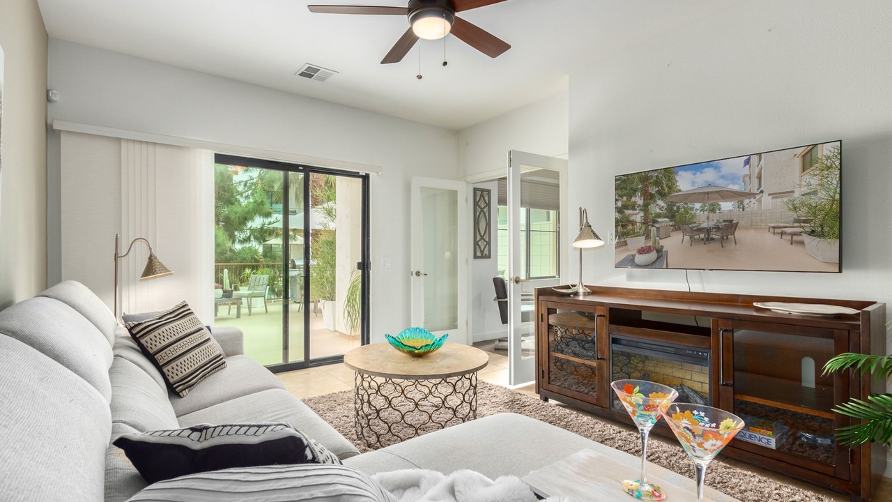 Photo of Livingroom in Ocotillo