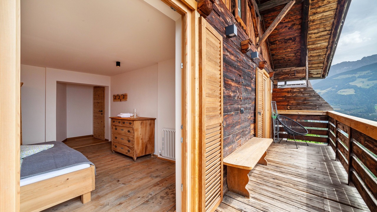 Photo of Bedroom in Caines