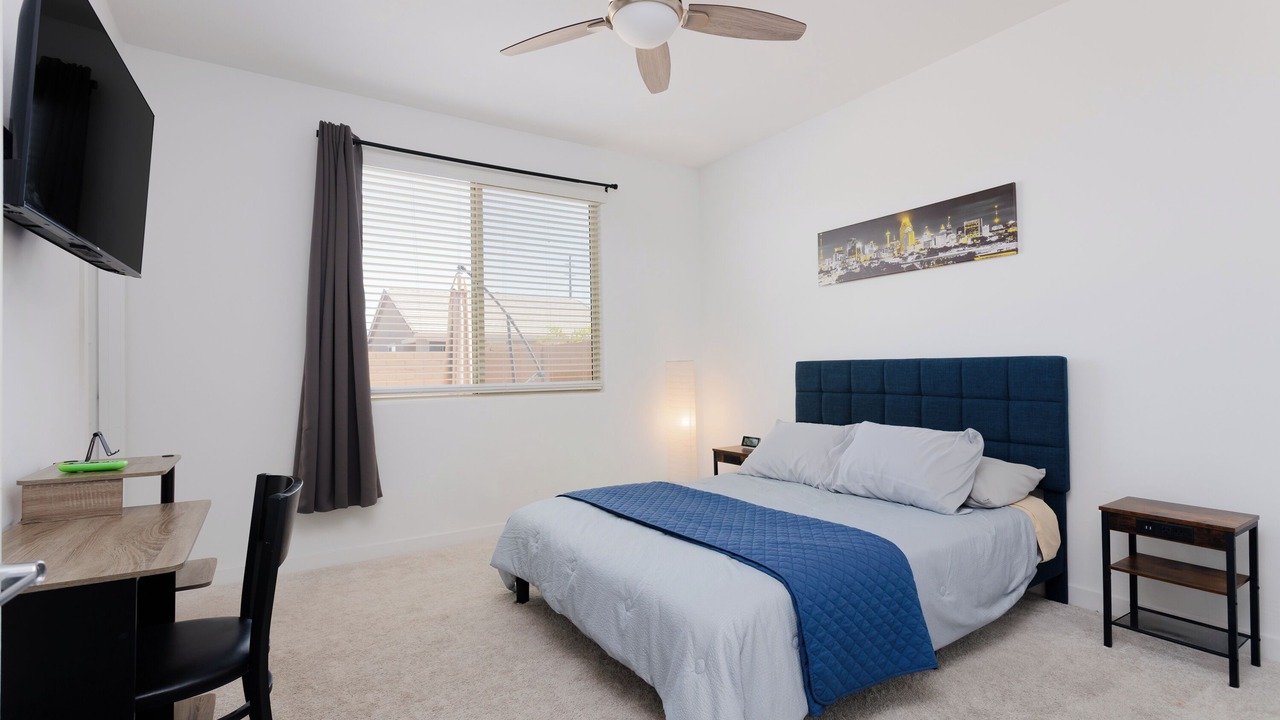 Photo of Bedroom in South Mountain