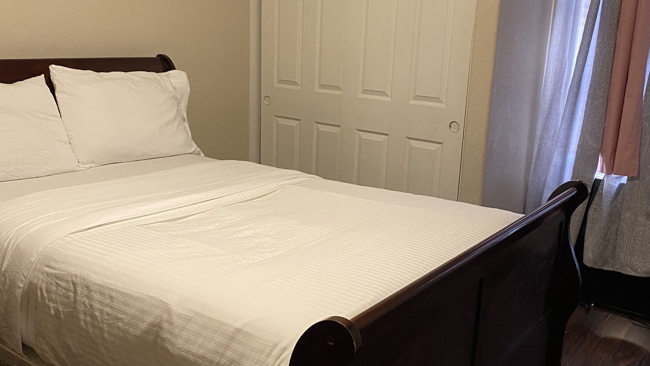 Photo of Bedroom in Glendale