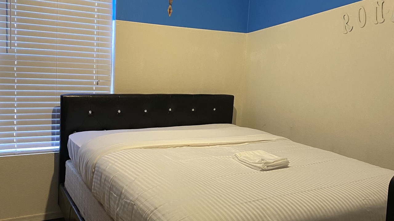Photo of Bedroom in Glendale