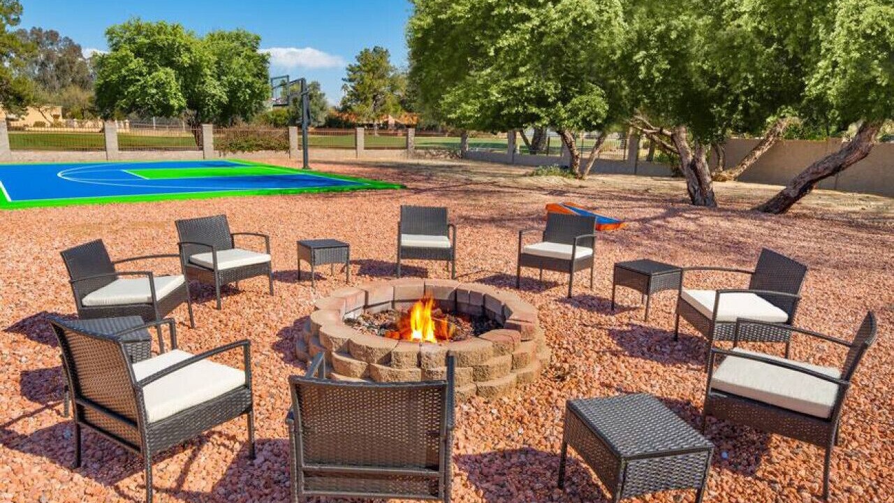 Photo of Others in Paradise Valley Village