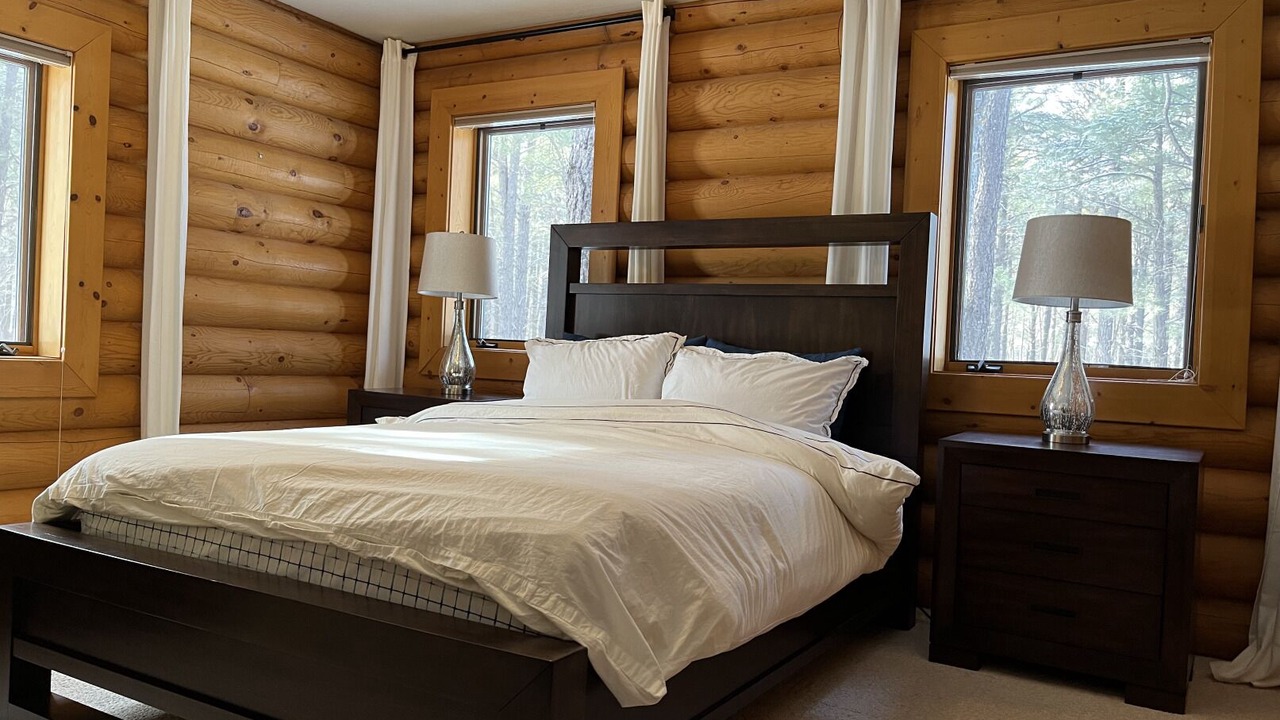 Photo of Bedroom in Baderville