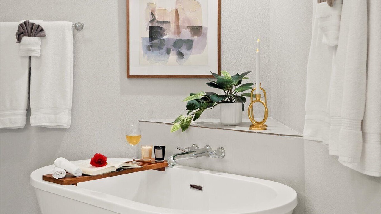 Photo of Bathroom in Village Grove