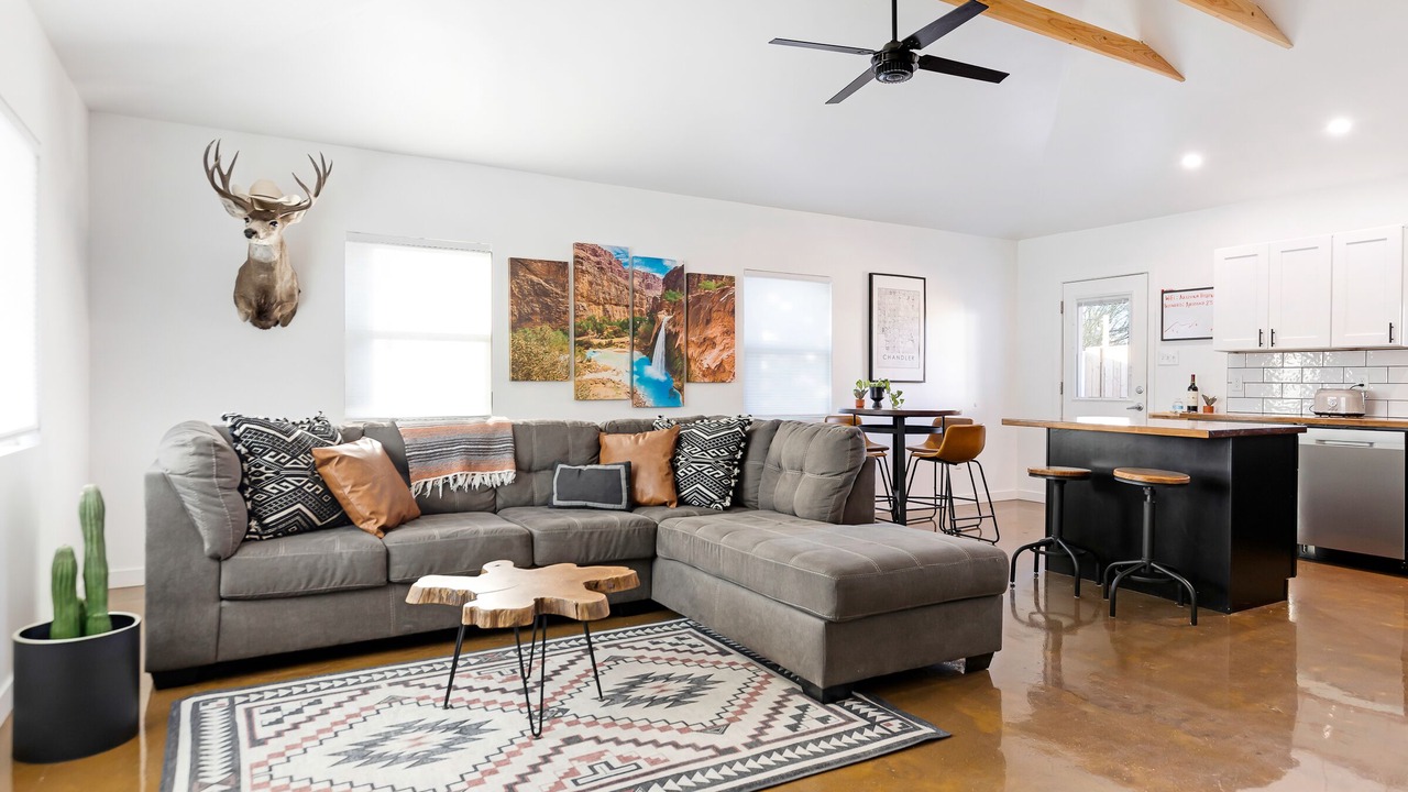 Photo of Livingroom in Chandler