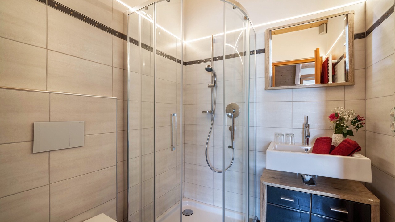 Photo of Bathroom in Plaus