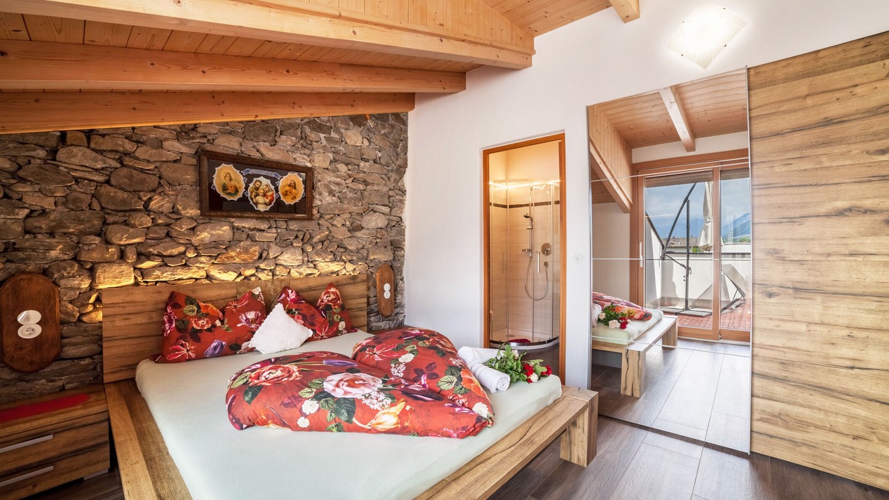 Photo of Bedroom in Plaus