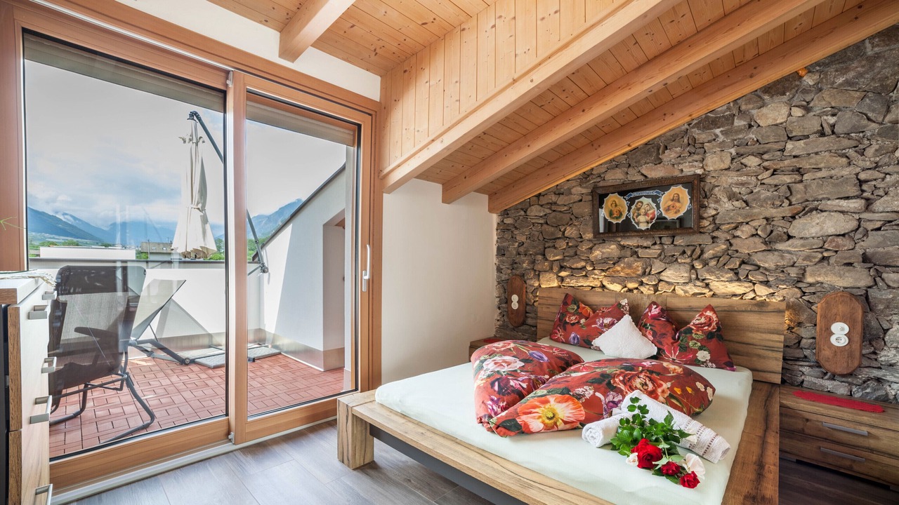 Photo of Bedroom in Plaus