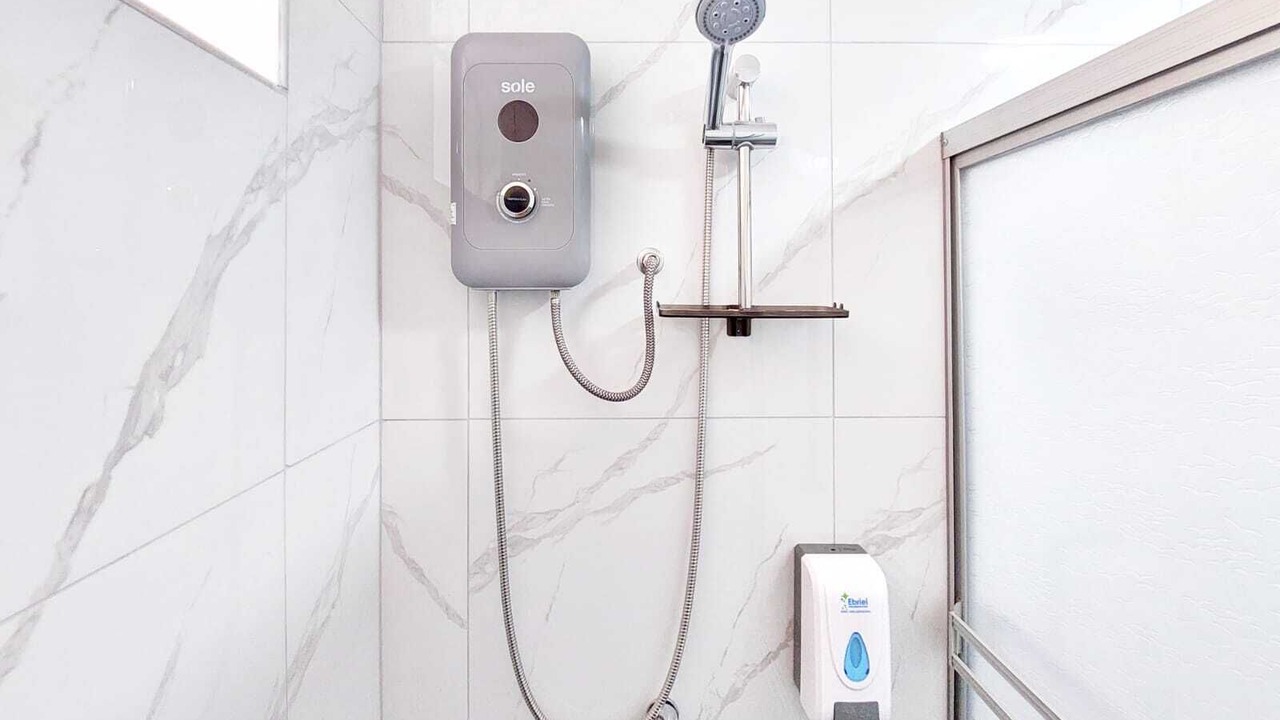 Photo of Bathroom in Callao