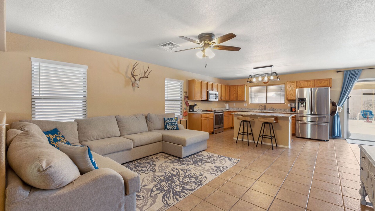Photo of Livingroom in San Tan Heights