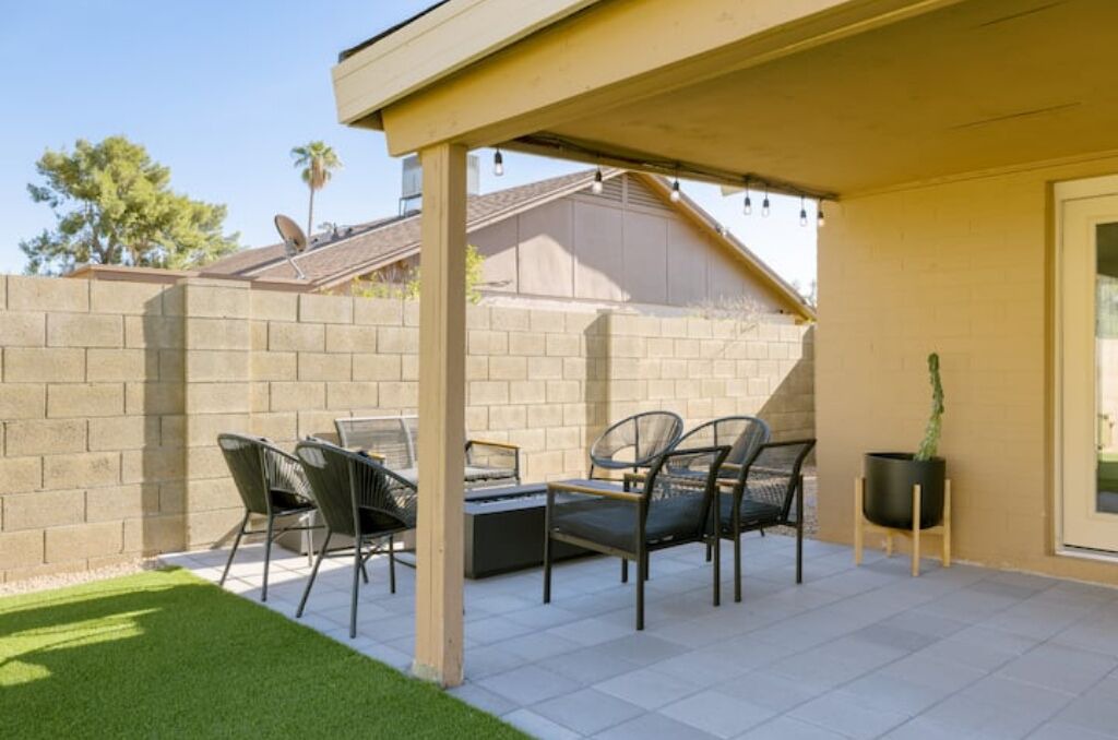 Photo of Outdoor in Paradise Valley Village