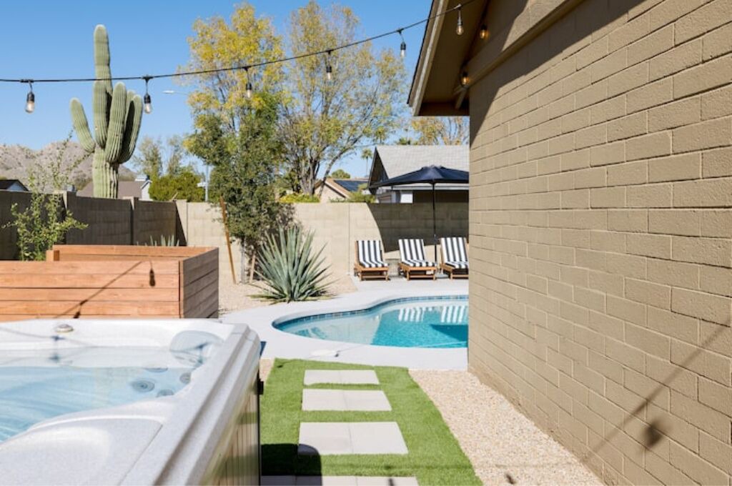 Photo of Outdoor in Paradise Valley Village