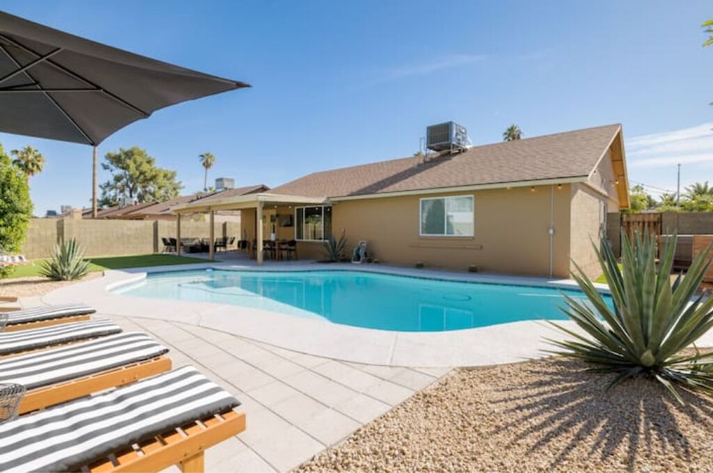 Photo of Outdoor in Paradise Valley Village