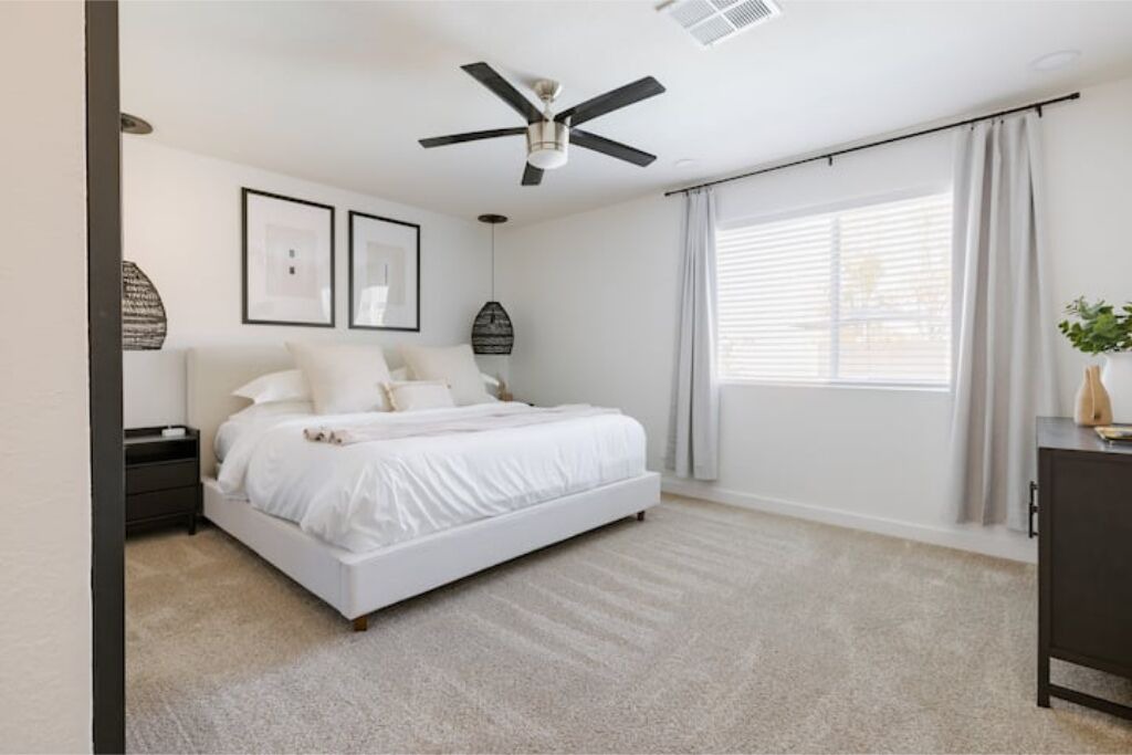 Photo of Bedroom in Paradise Valley Village
