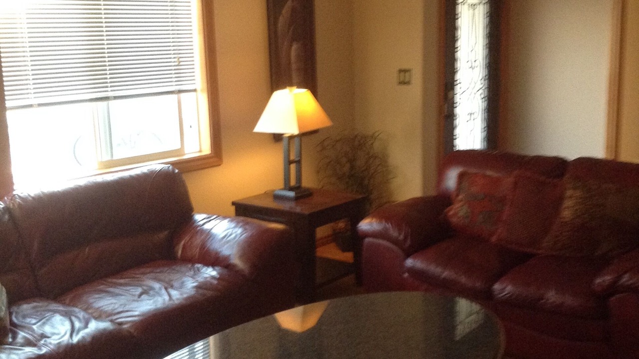 Photo of Livingroom in Fountain of the Sun