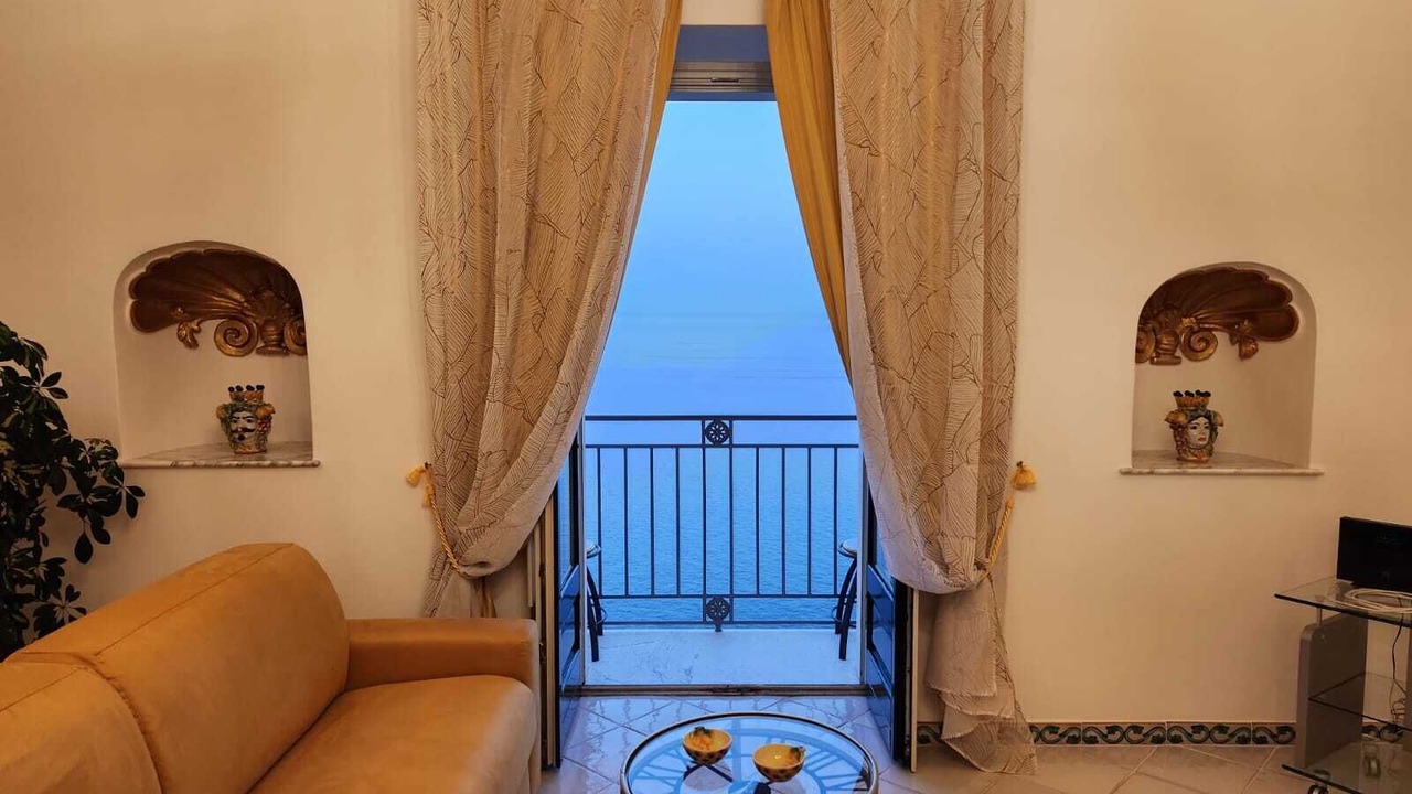 Photo of Livingroom in Praiano