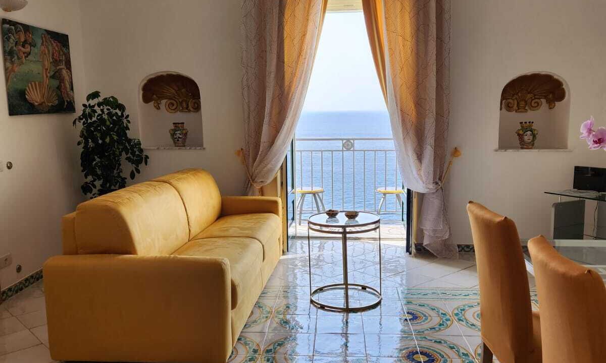 Photo of Livingroom in Praiano