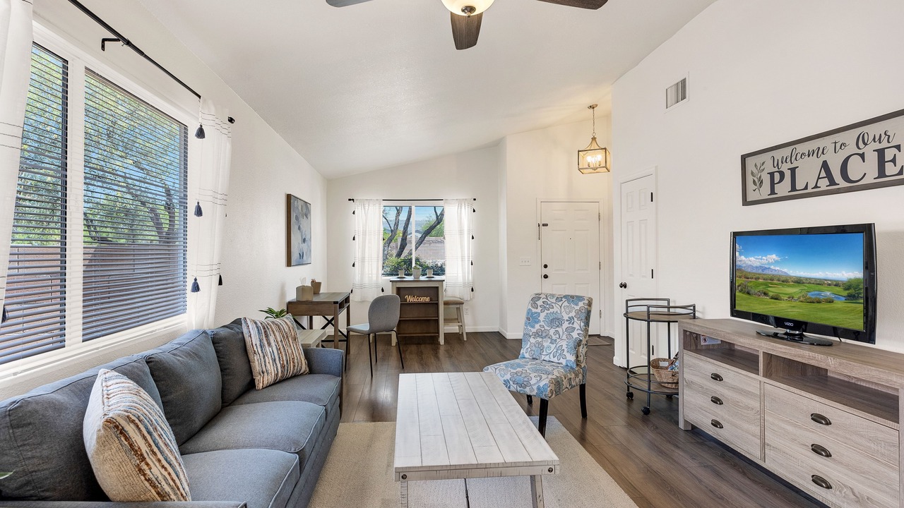 Photo of Livingroom in Dove Mountain