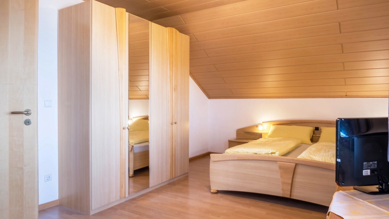 Photo of Bedroom in San Genesio Atesino