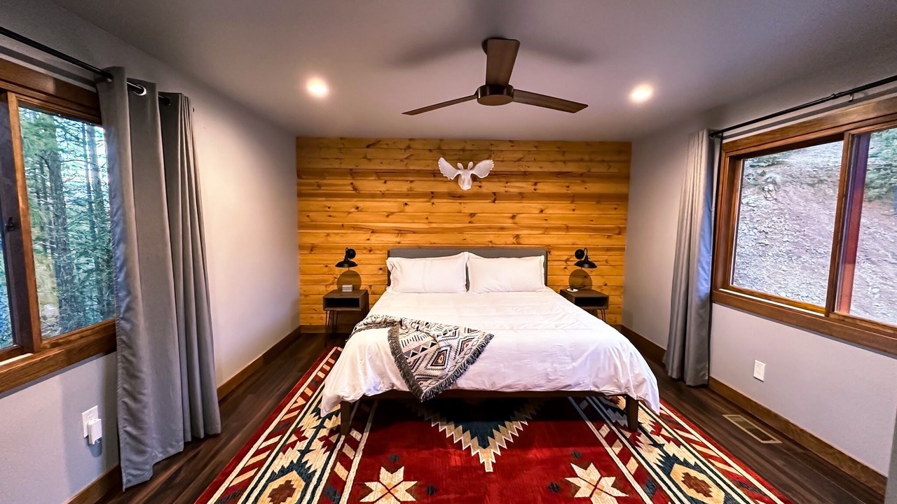 Photo of Bedroom in Highland Pines
