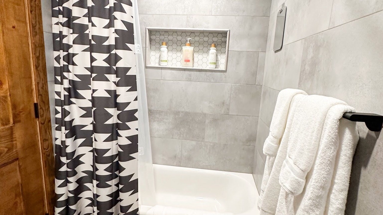 Photo of Bathroom in Highland Pines