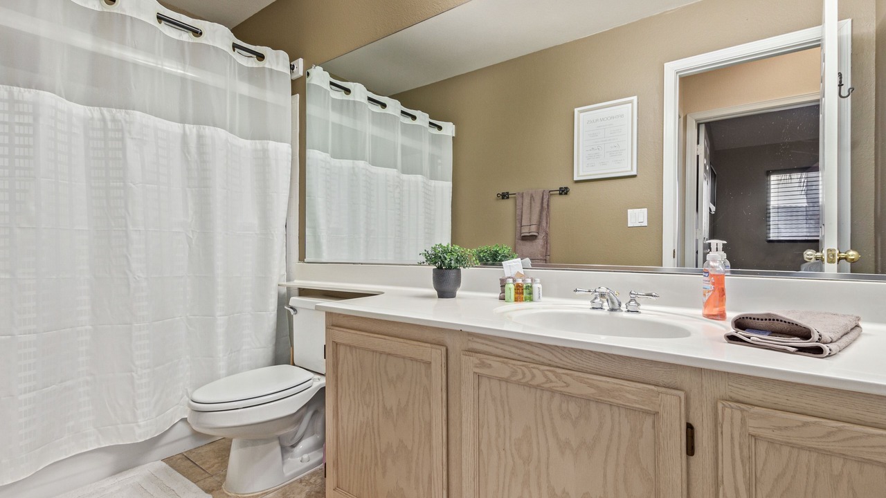 Photo of Bathroom in Mountain Crest