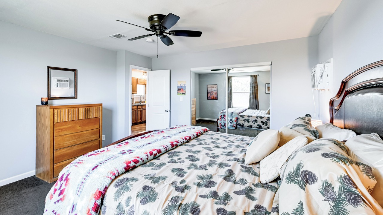 Photo of Bedroom in Kingman