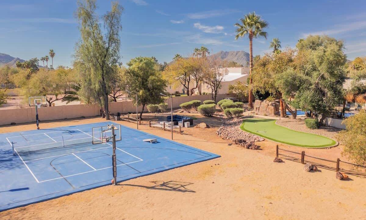 Photo of Others in Country Club Acres