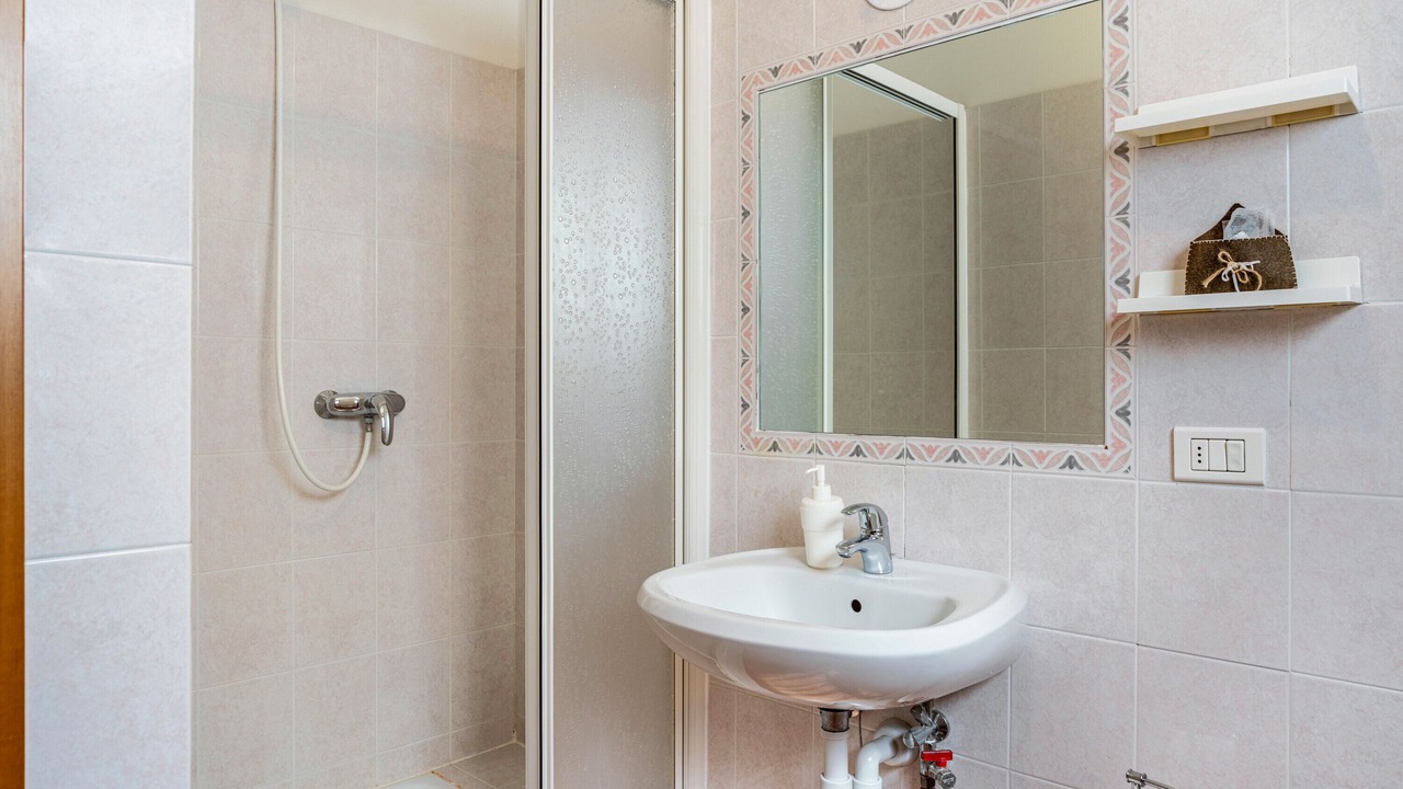 Photo of Bathroom in Strembo