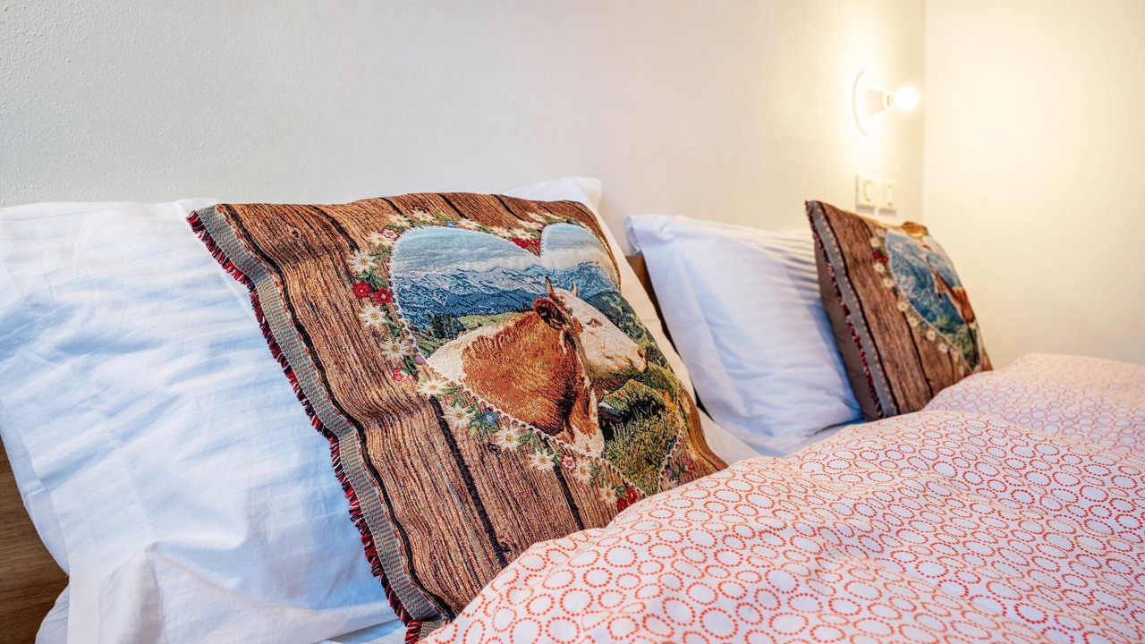 Photo of Bedroom in Strembo