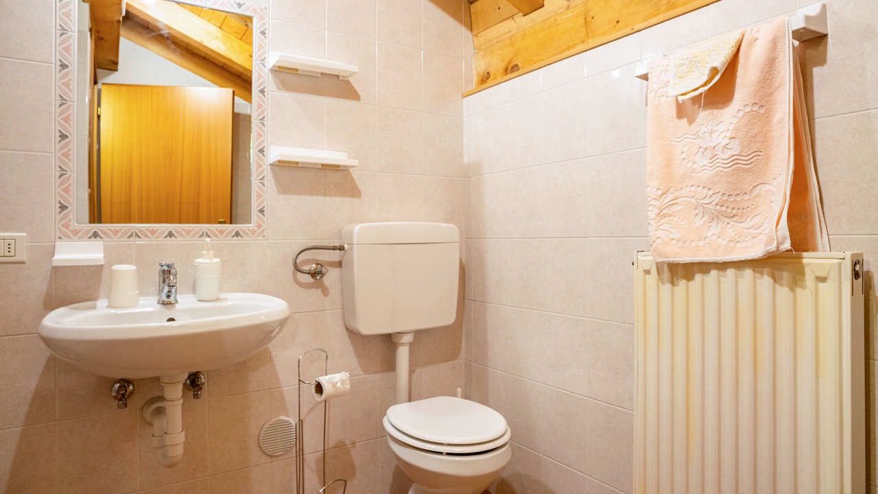 Photo of Bathroom in Strembo
