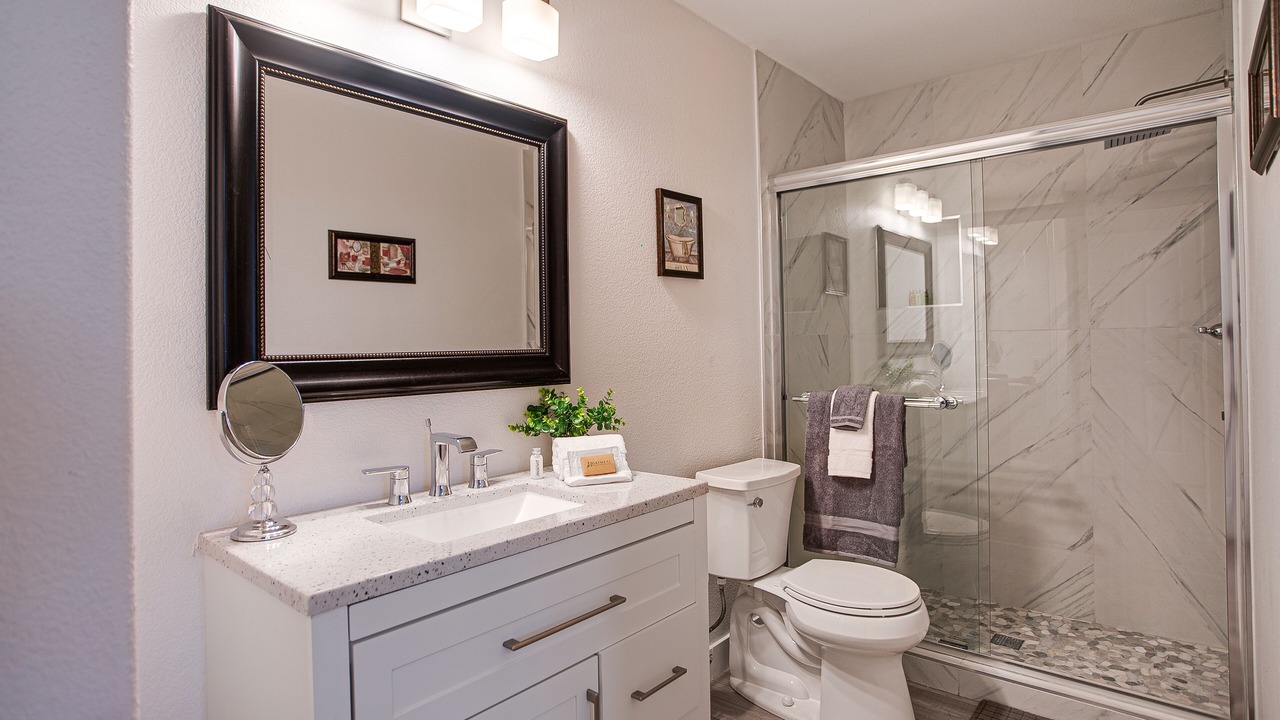 Photo of Bathroom in Central Scottsdale