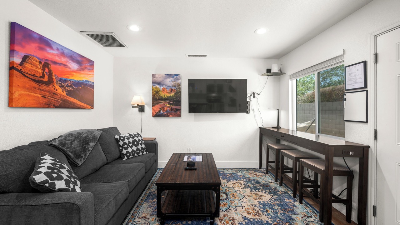 Photo of Livingroom in Garfield