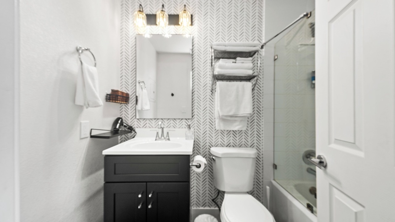 Photo of Bathroom in Garfield