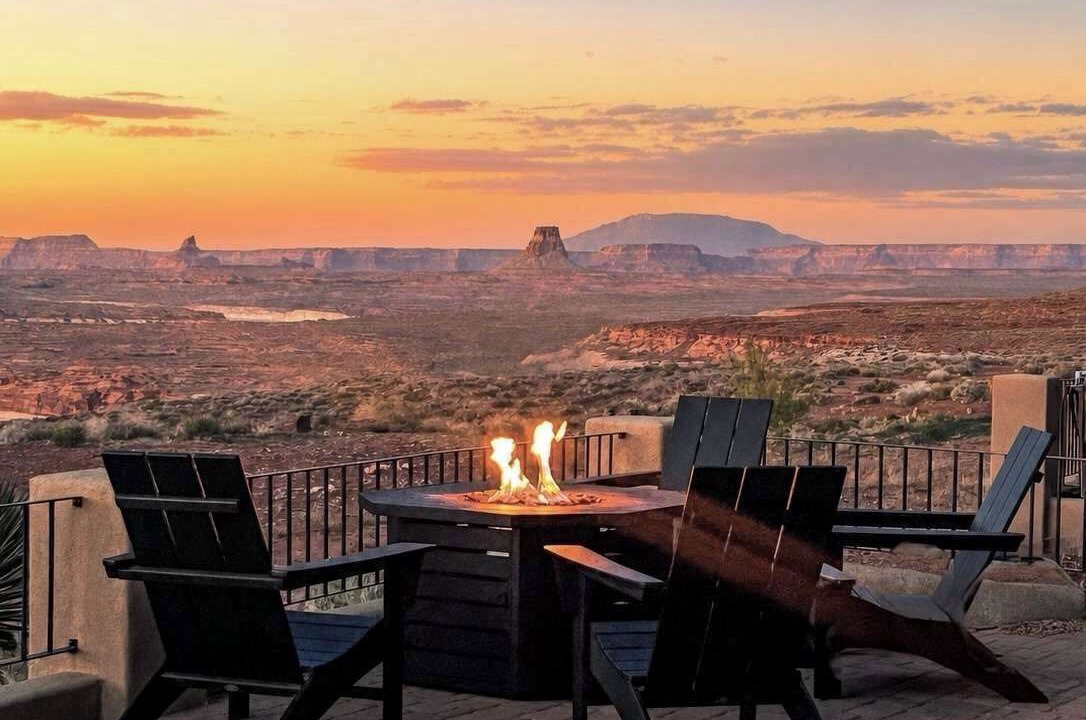 Photo of Outdoor in Page