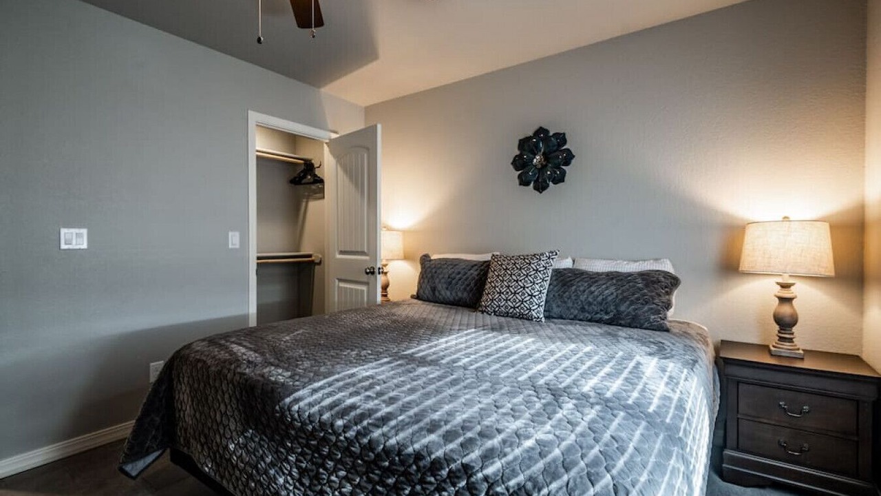 Photo of Bedroom in Kingman