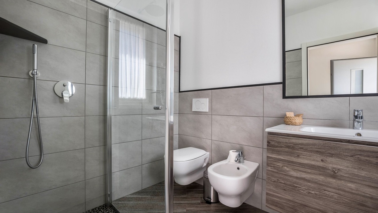 Photo of Bathroom in Dro