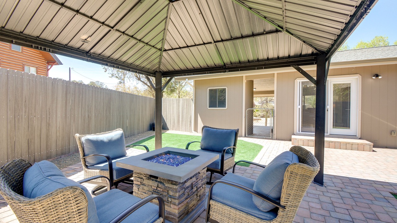 Photo of Patio Balcony in Diamond Valley