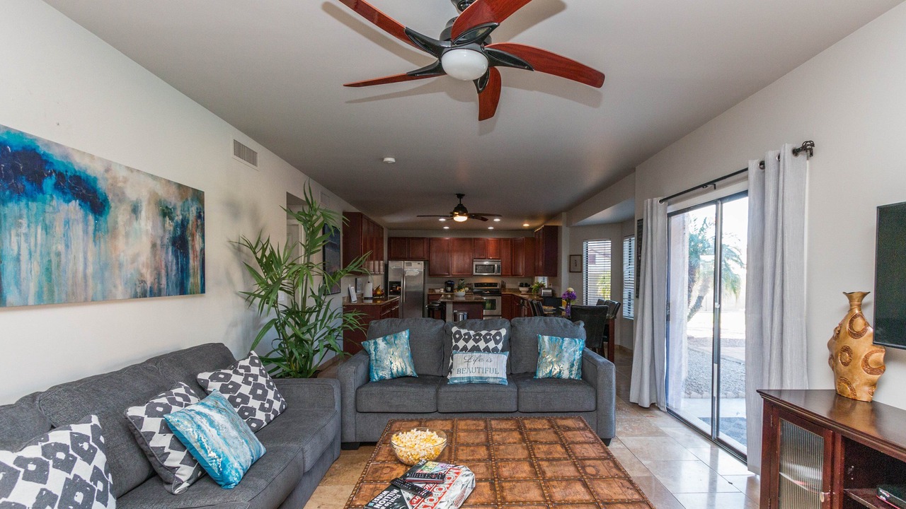 Photo of Livingroom in Brandywine Estates