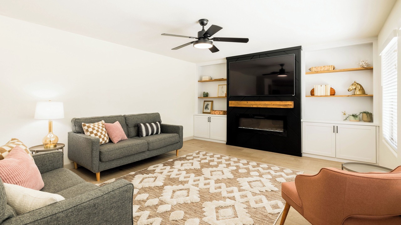 Photo of Livingroom in Villages At Queen Creek