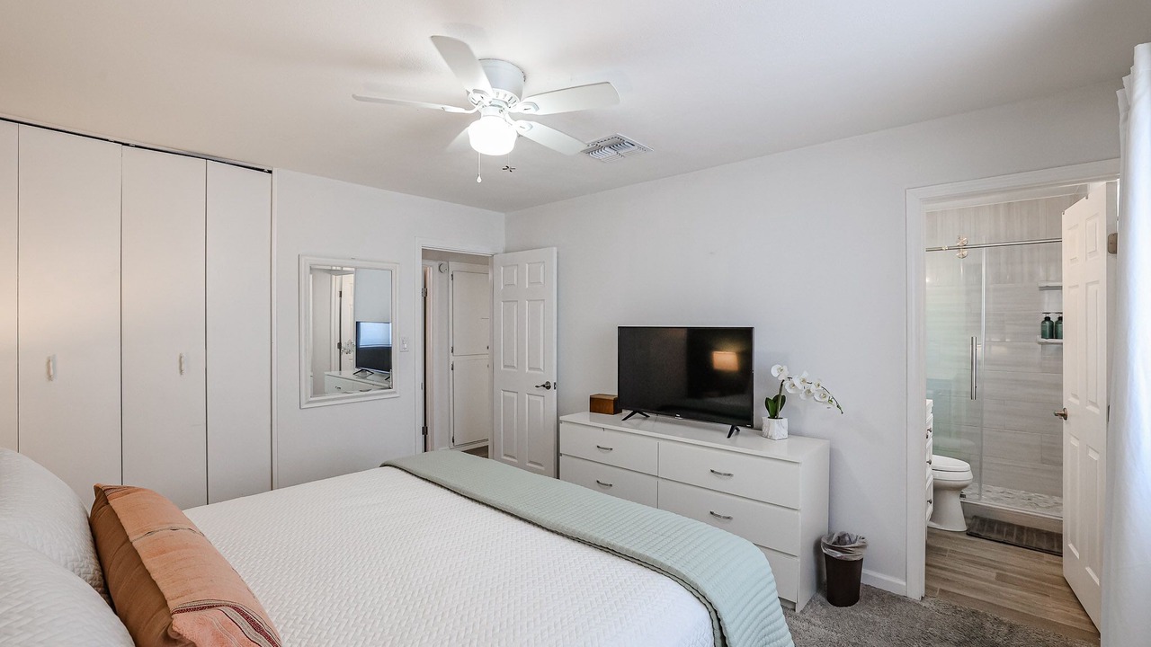 Photo of Bedroom in Cox Heights