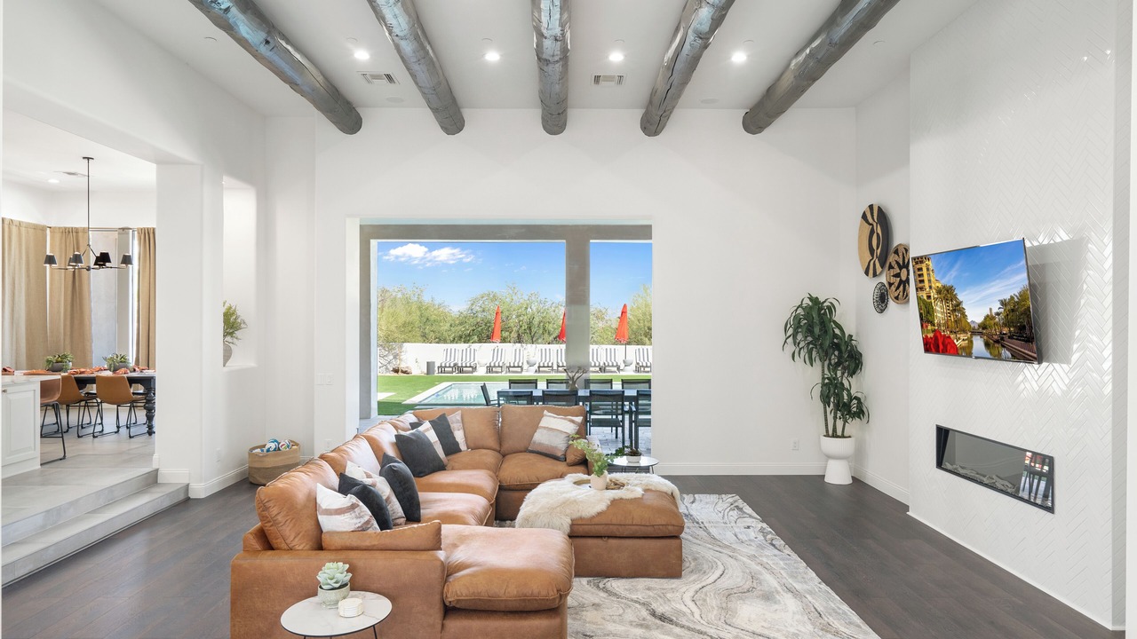 Photo of Livingroom in Rio Verde Foothills