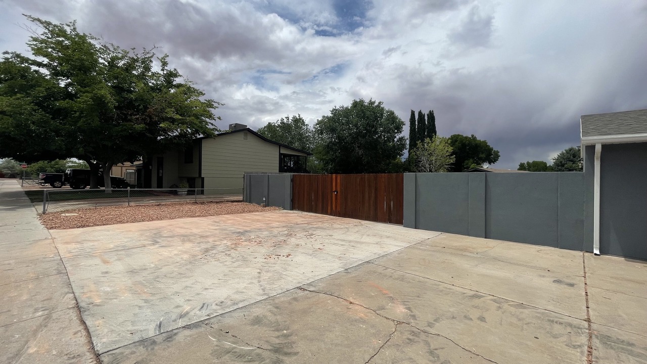 Photo of Outdoor in Page