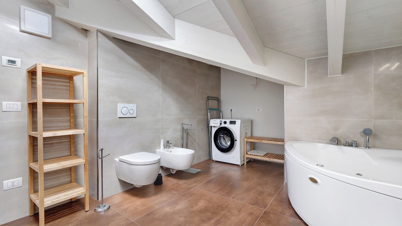 Photo of Bathroom in Drena