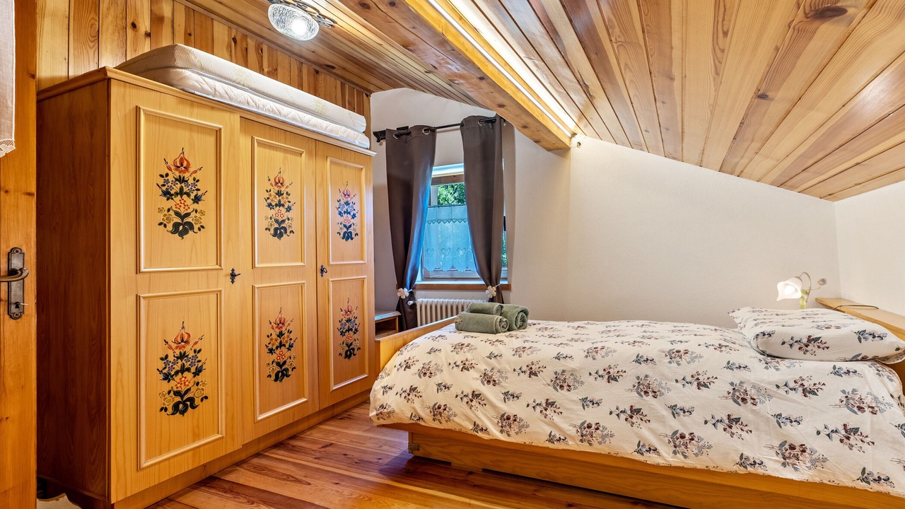 Photo of Bedroom in Porte di Rendena
