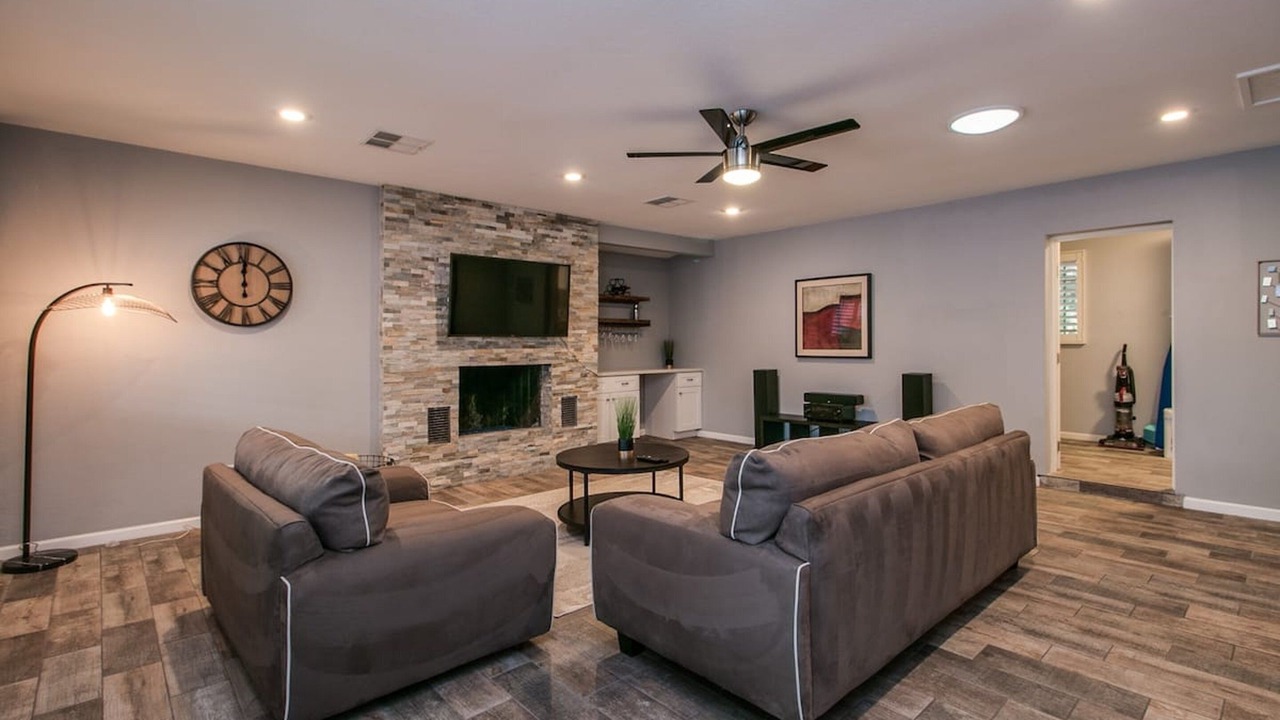 Photo of Livingroom in Scottsdale Country Acres